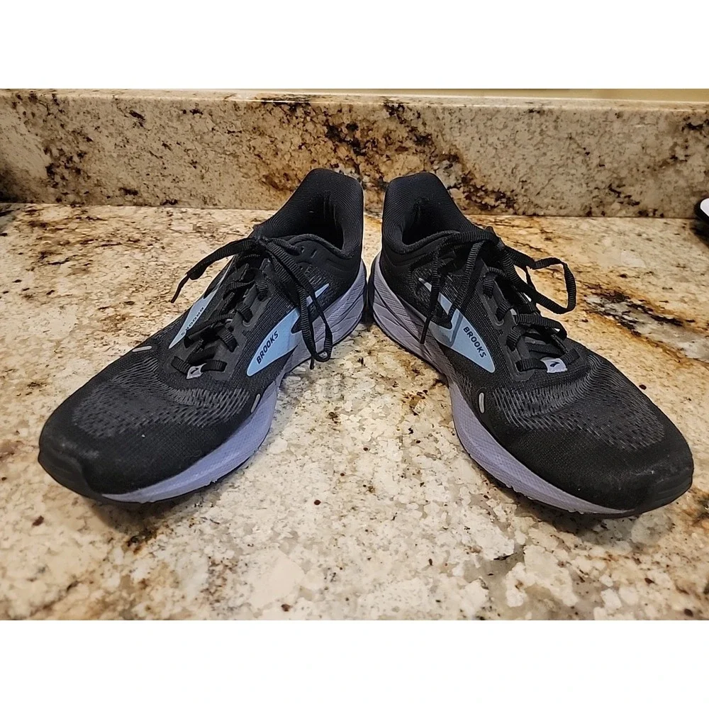 Brooks Launch 9 Women's Lightweight Running Shoes Black Ebony Purple - Size 10